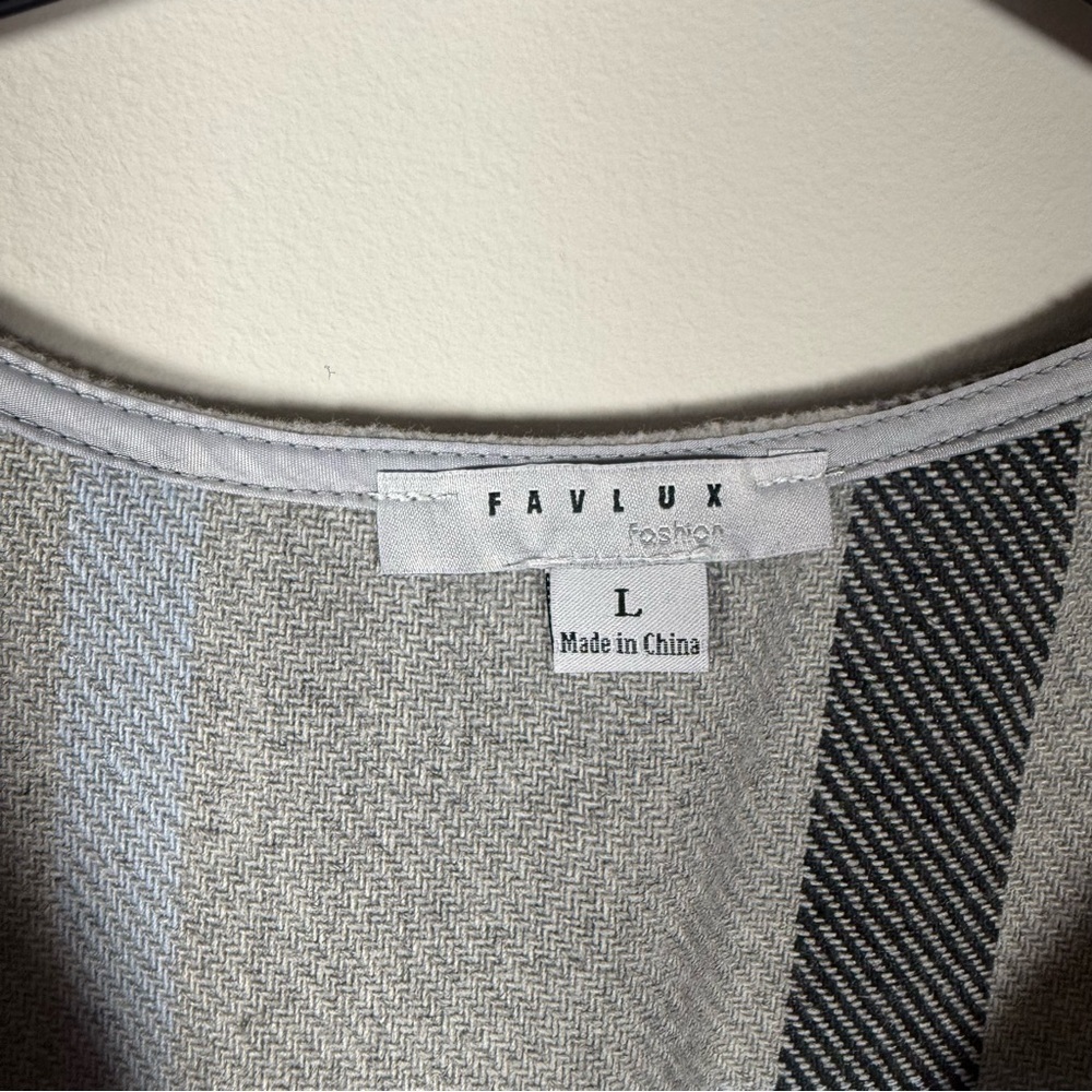 Favlux Long Wool Blend Gray Blue Plaid Cardigan Sweater Vest Size Large - Picture 12 of 14